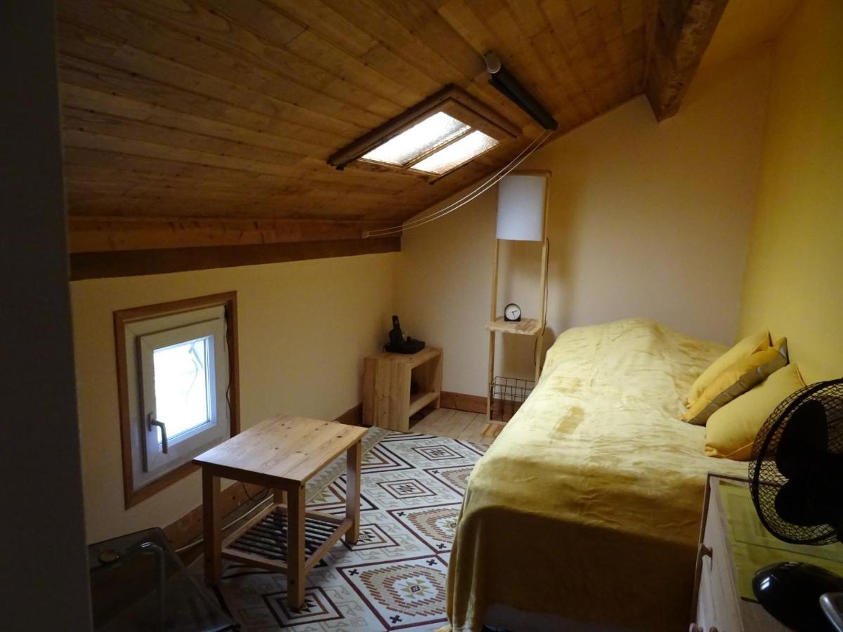 Au Catalpa Bed & Breakfast La Chapelle-Faucher Eksteriør bilde